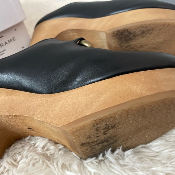 Frame leather Clogs - Picture 2 of 5